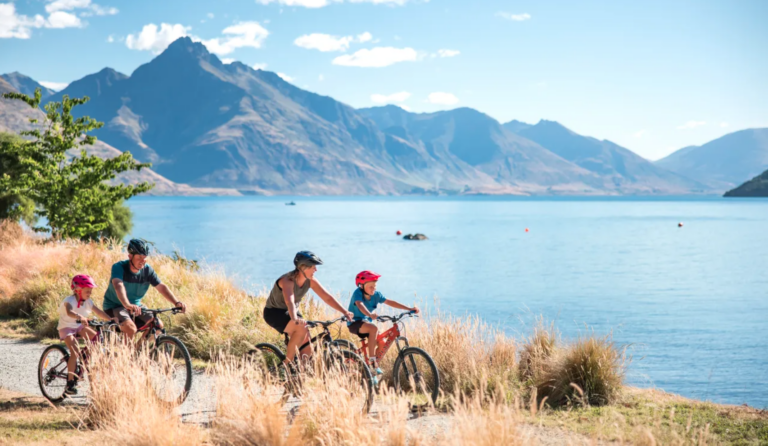 Family E-Bike Ride Queenstown